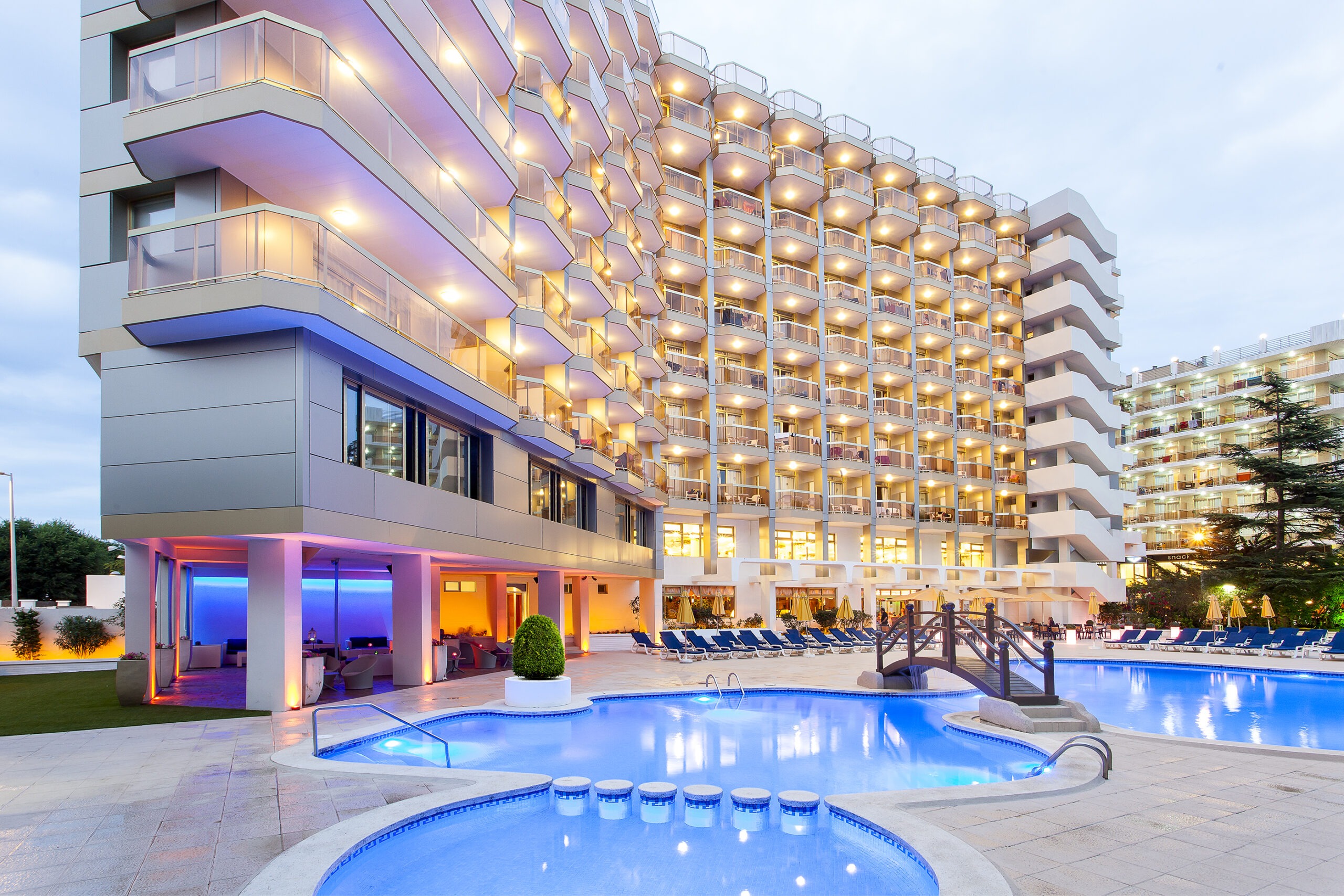 Piscine de l'Hôtel Beverly Park Blanes